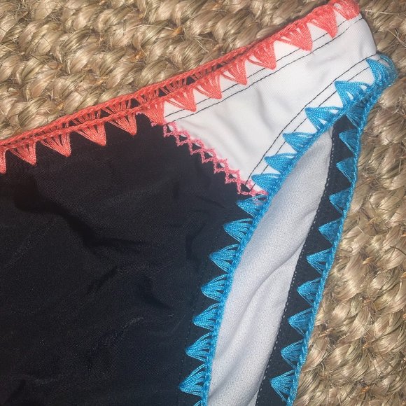 HOBIE Embroidered Faux Wrap and Hipster Set - Picture 3 of 8